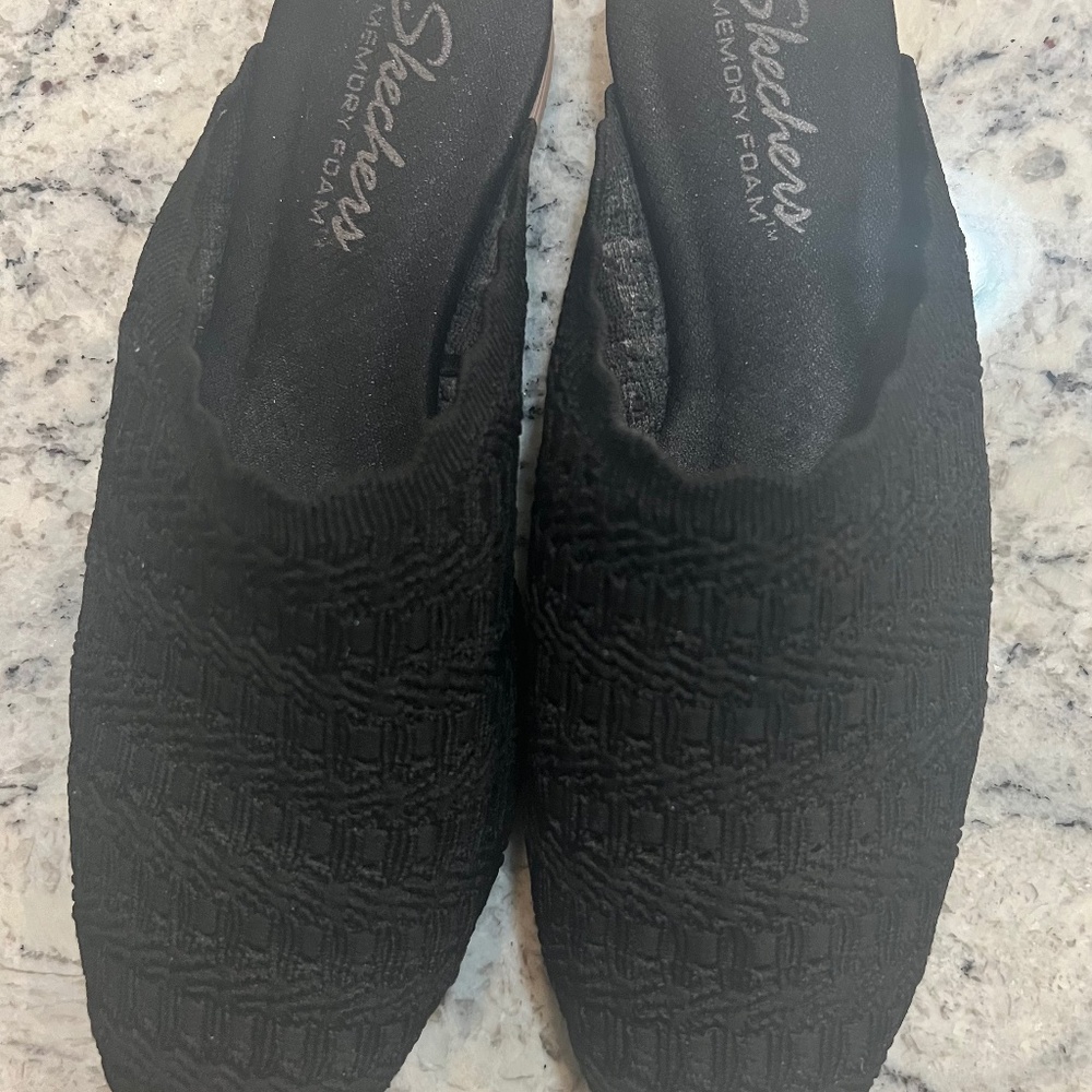 Sketchers Memory Foam Flat Mules